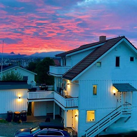 Apartamento New! Modern - Central - Cozy Place By The Sherpa Stairs Tromsø Exterior foto