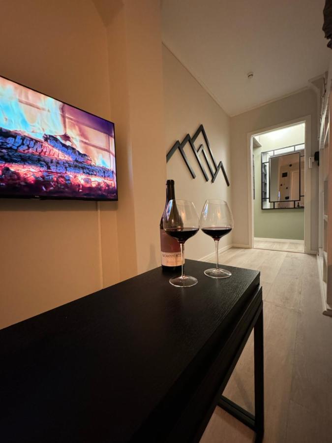 Apartamento New! Modern - Central - Cozy Place By The Sherpa Stairs Tromsø Exterior foto